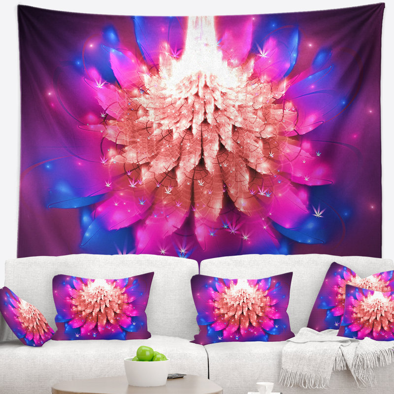 Tapisserie floral rose vif sur fond bleu, H 50 po x l 60 po