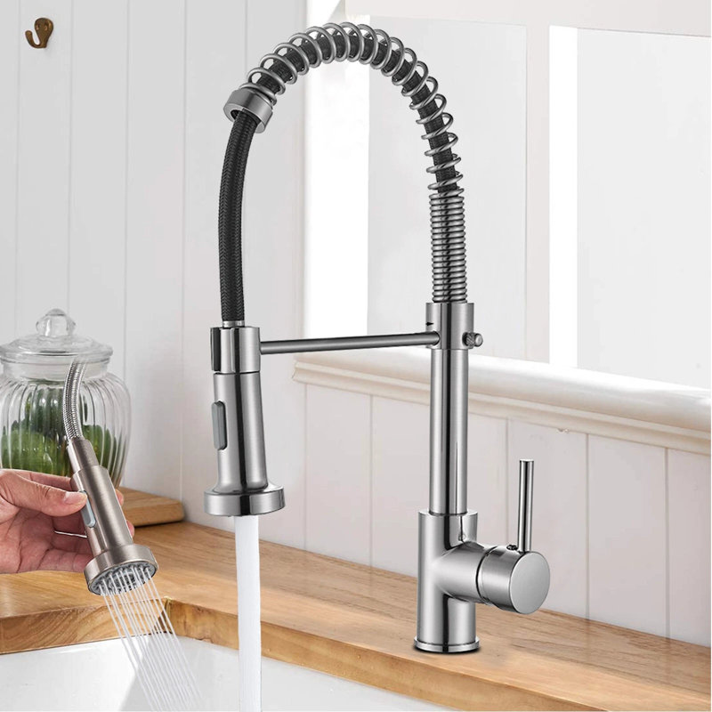 Robinet de cuisine en nickel brossé avec douchette rétractable à poignée simple et robinet de cuisine à un trou pour évier extérieur