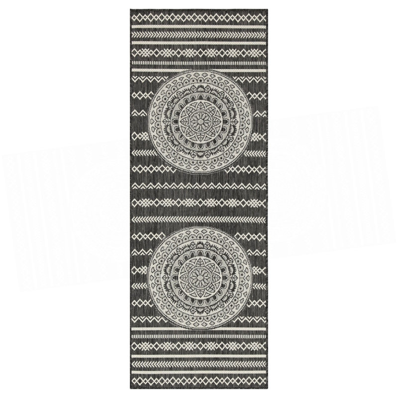 5 Ft. 3 In. X 7 Ft. 3 In. Indoor/Outdoor Area Rug, Rectangle 5'3" x 7'3"