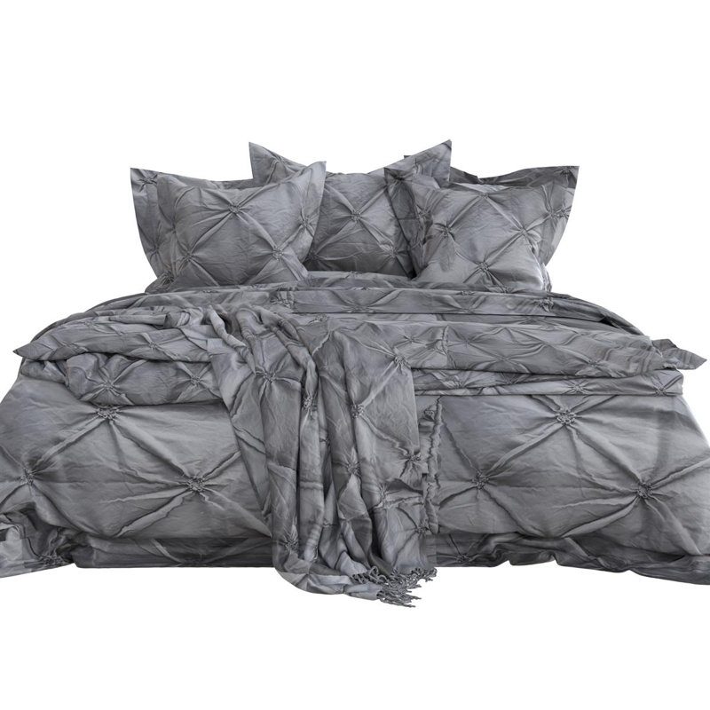 Henn Geometric Shapes Duvet Cover Set with Pillowcases Included
