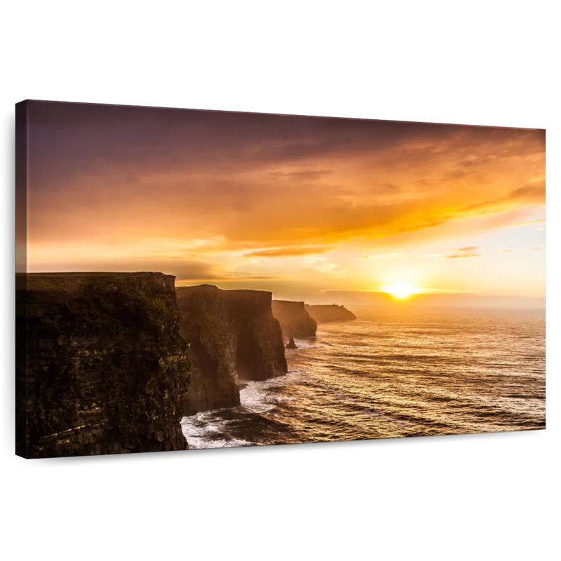 Nicci Cliffs Of Moher Horizon