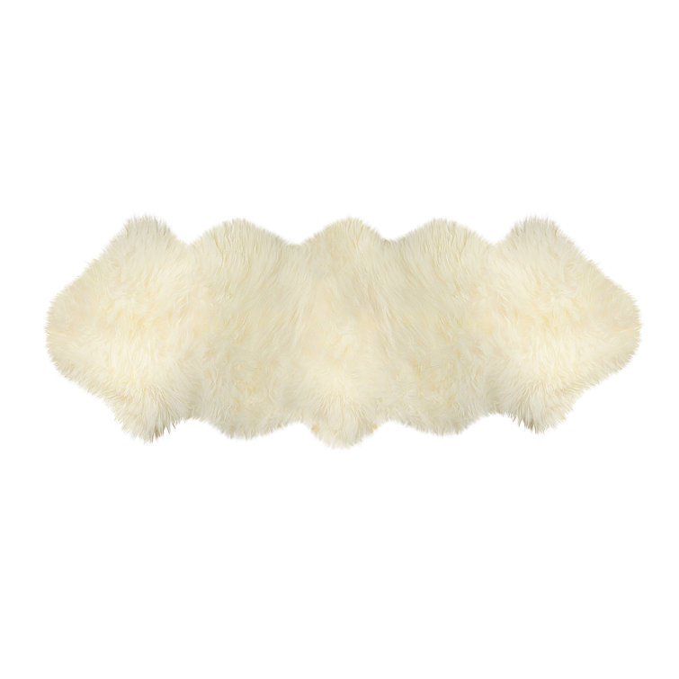 Izola Handmade Sheepskin Area Rug in Ivory