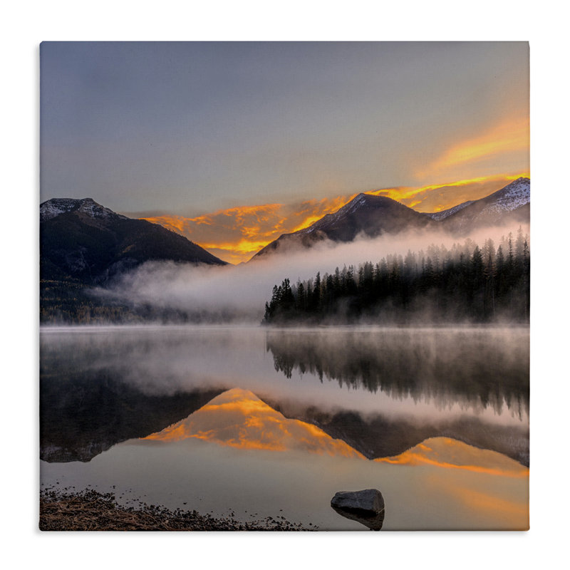 «Orange Sunset Lake Reflection» par Danita Delimont, H 17 po x l 17 po