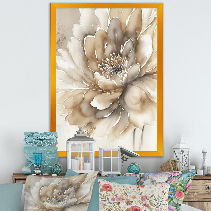 Fleur beige simple IV - art mural sur toile florale, H 40 po x l 30 po x P 1,5 po, Cadre doré