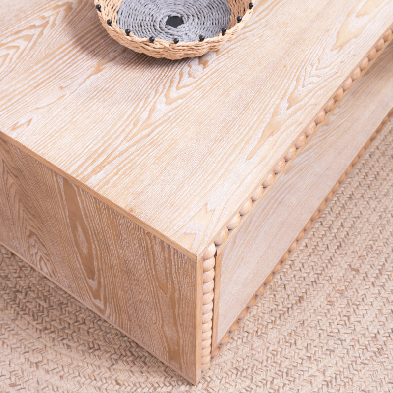 Table basse Beaded Edge - Table centrale rectangulaire de 47,6 po avec tablette de rangement ouverte , Naturel