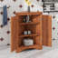 Armoire de coin triangulaire avec tablettes personnalisables et portes chics-118743575
