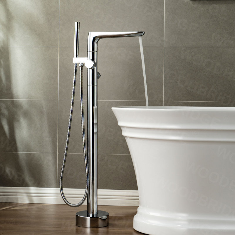 Lumen Freestanding Tub Filler with Diverter, Chrome