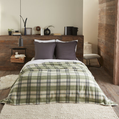 Gabriel Wool Plaid Blanket
