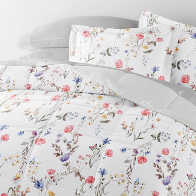 7-Piece Bedding Bundle - Pattern Comforter and Sheet Set