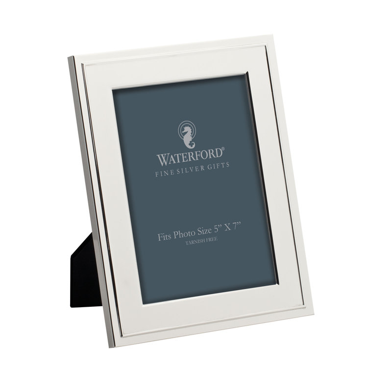 Classic Frame Silver, 5" W x 7" H