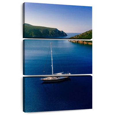 Mehar Yacht On Greek Waters