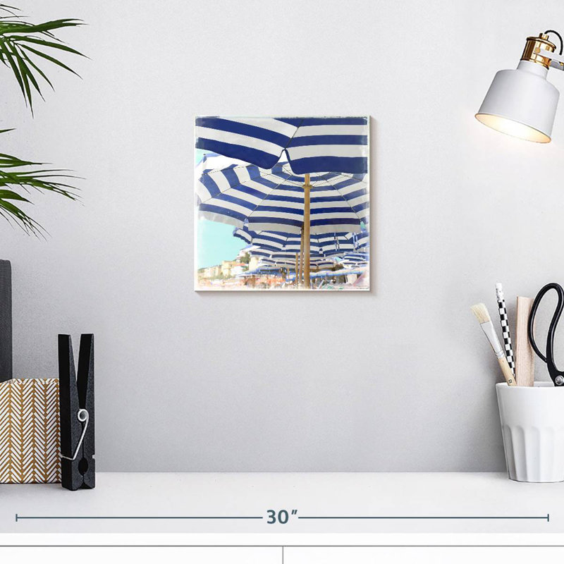 Kerner Beach Club, 10" H x 10" W