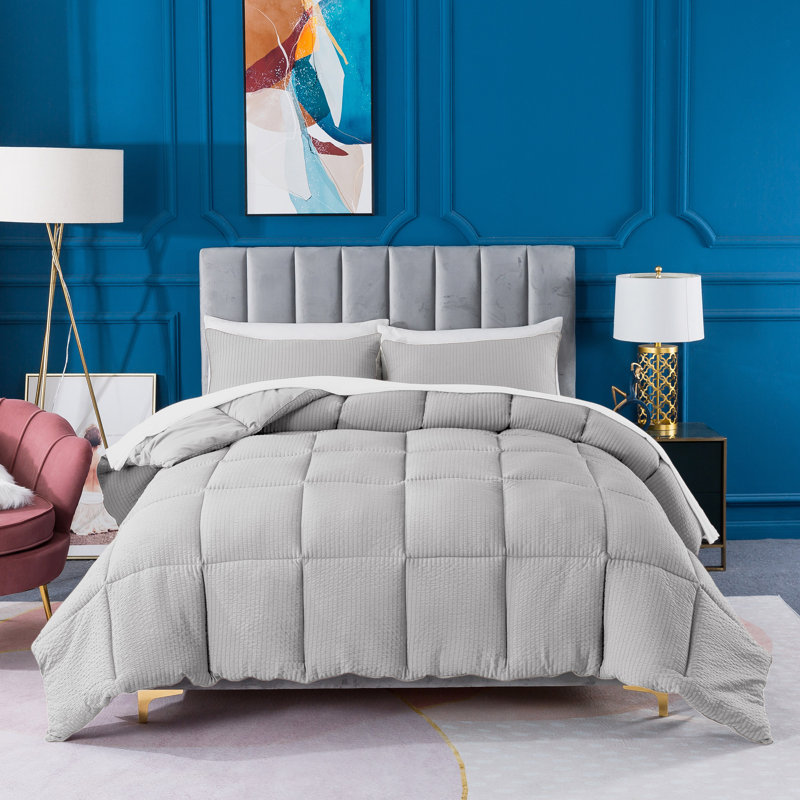 Box Stitch Comforter, King Comforter + 2 King Shams, Light Gray