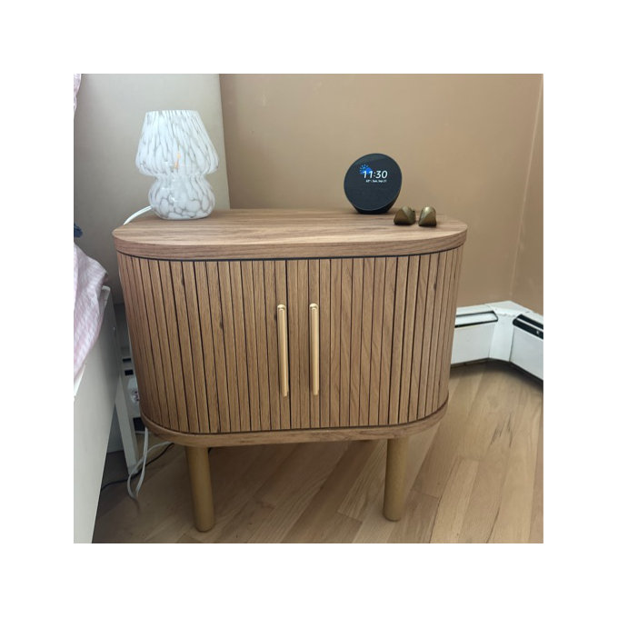 Carvin 21.65'' W Nightstand - Walnut