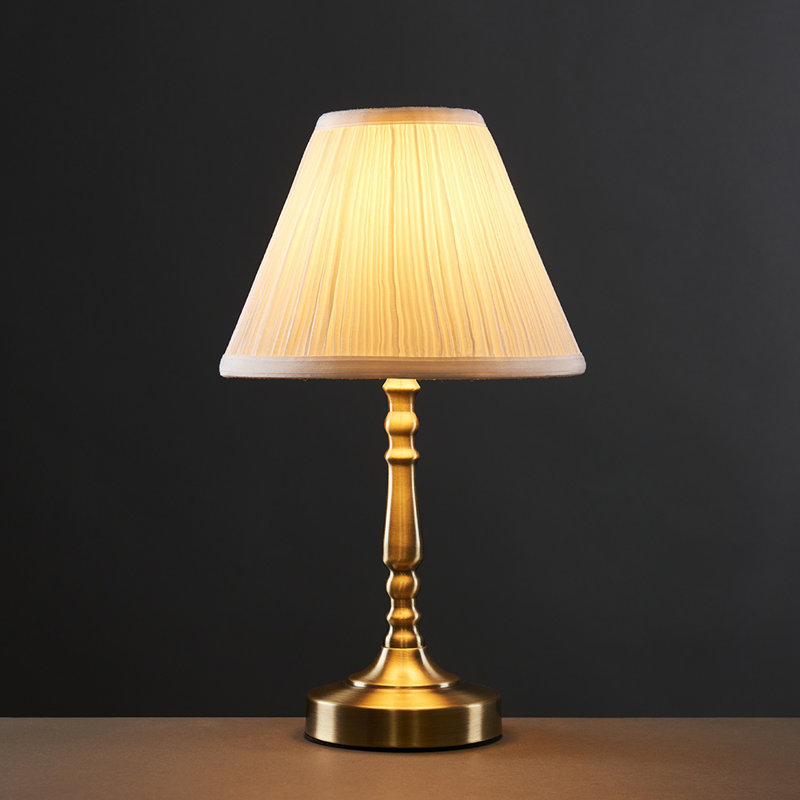 Fason Metal Table Lamp