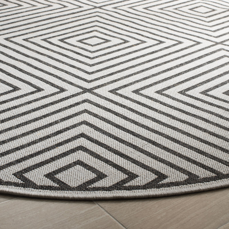Kelli 100 Performance Geometric Indoor/Outdoor Area Rug, Round 6'7"