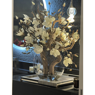 Arrangement dans un vase