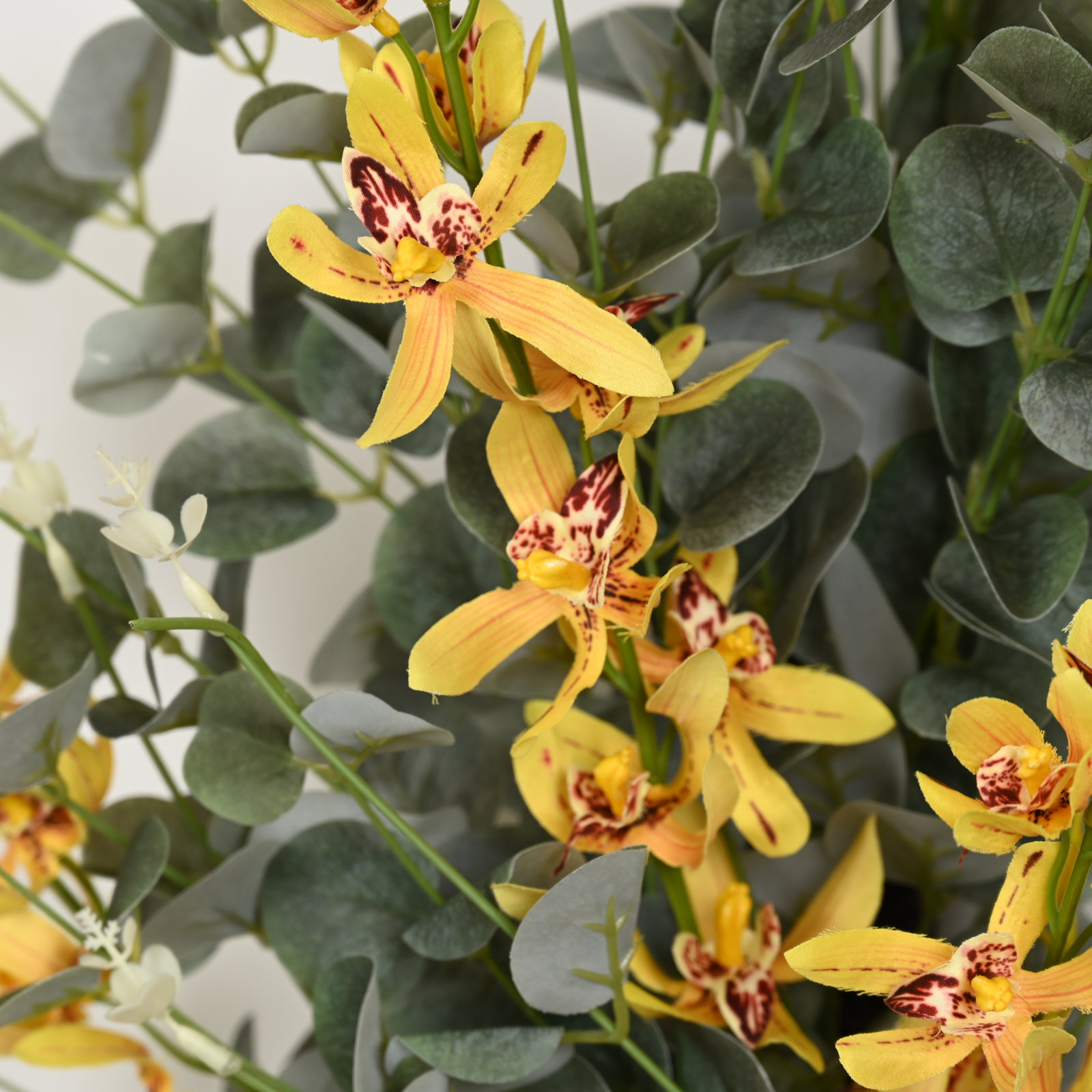 28" Artificial Farmhouse Spring Summer Blossom Cluster Greenery Eucalyptus Star Flower Front Door Wreath, Yellow