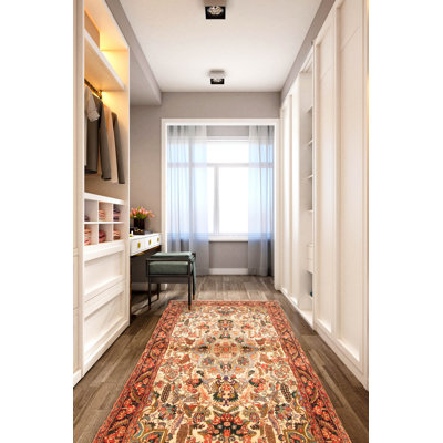 Tapis crème Kayseri 3 pi 9 po x 8 pi 2 po