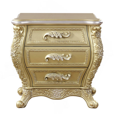 Table de chevet dorée à 3 tiroirs