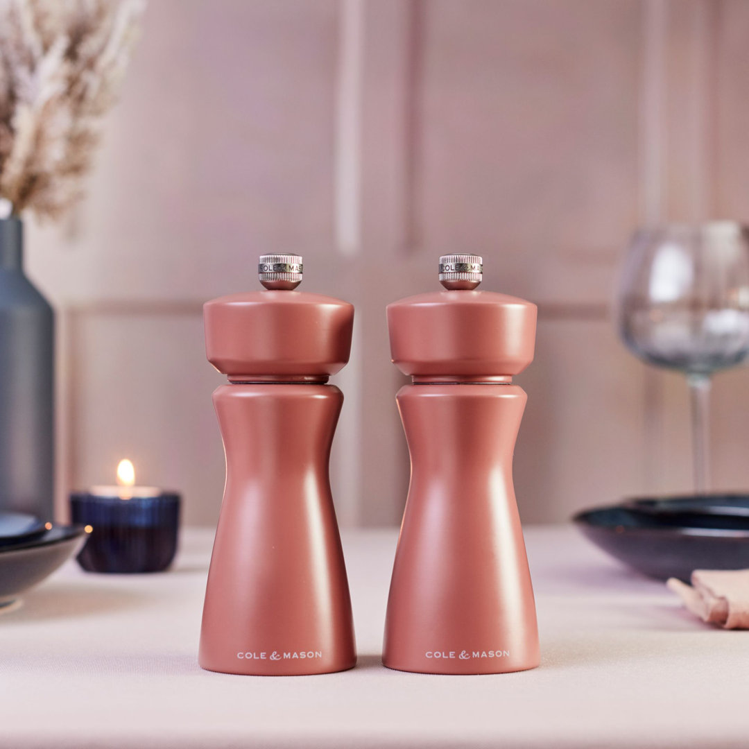 Brand No Power Source Required / Manual Salt & Pepper Shaker