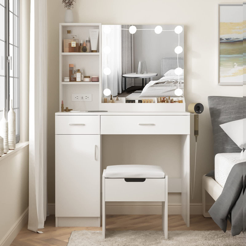 Eirinn Vanity, White