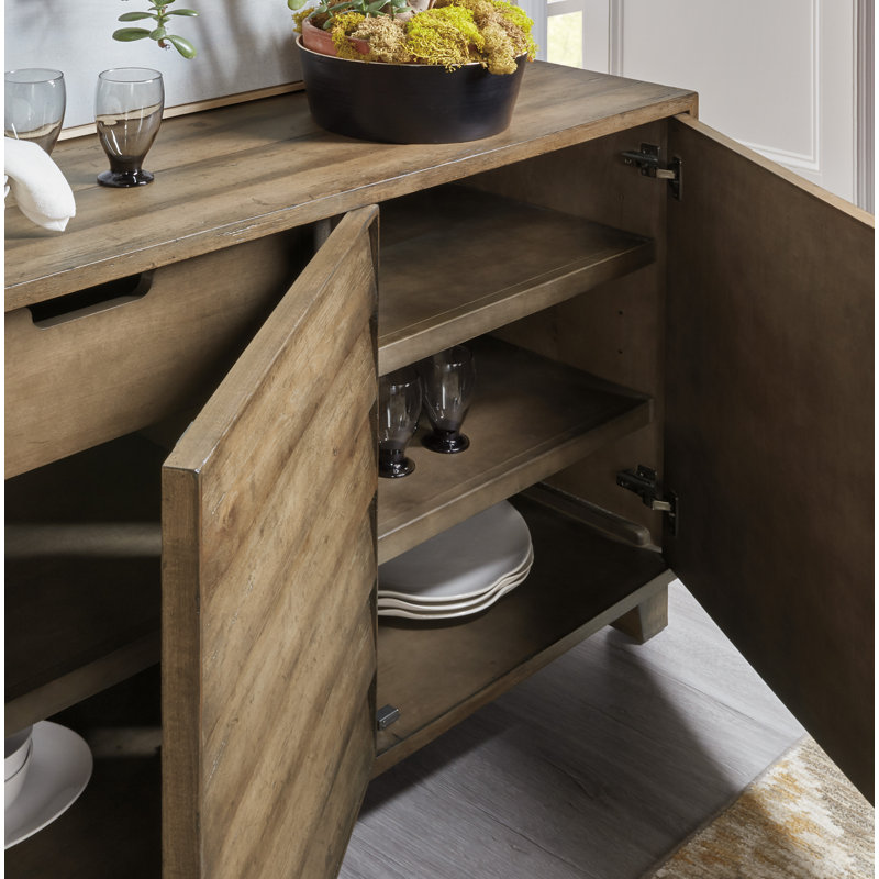 Surfrider Buffet, Brown