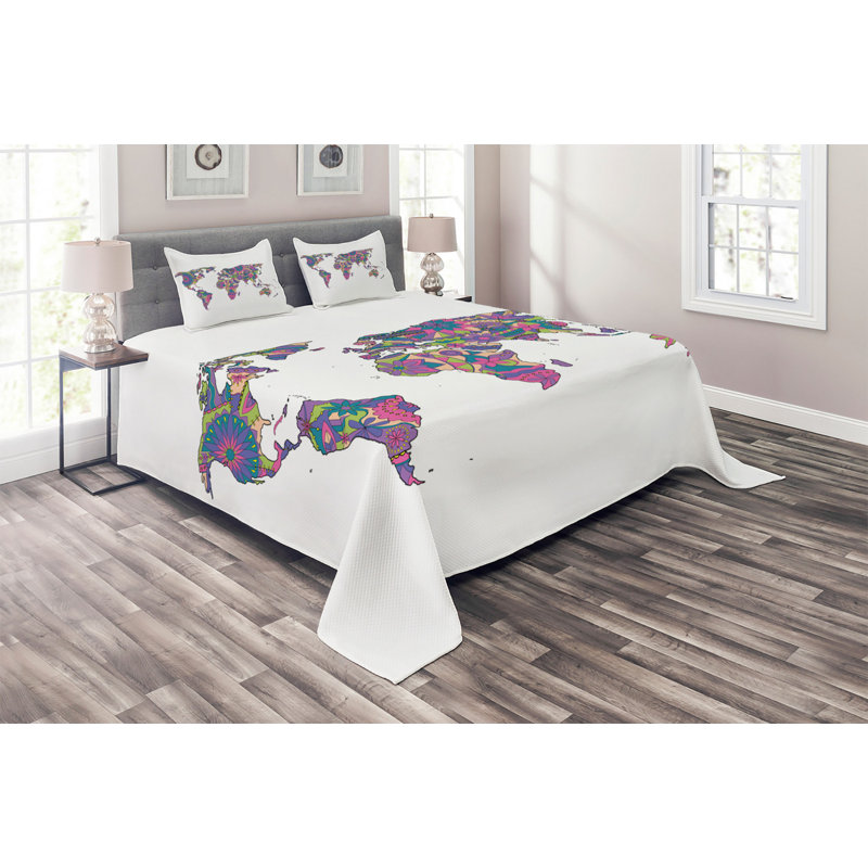 Wanderlust Eclectic Polyester Coverlet, King Bedspread + 2 Shams