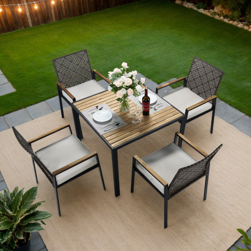 Ensemble de mobilier d'extérieur pour patio - table en bois d'acacia et chaises en rotin 5 pièces, ensemble de conversation toutes saisons