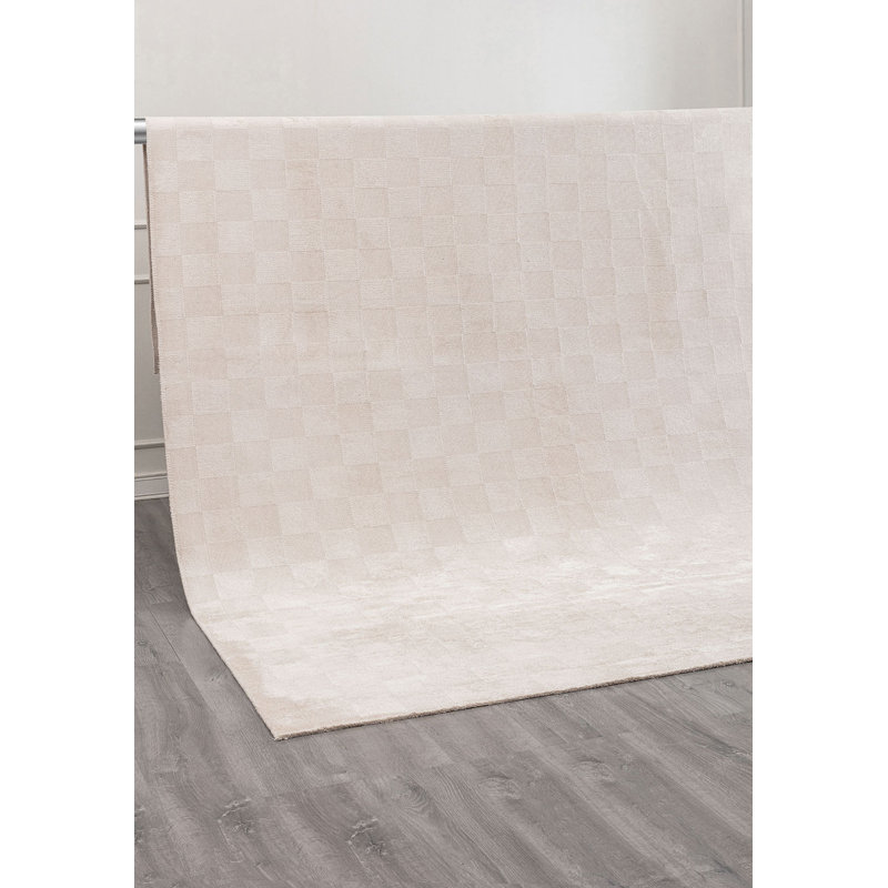 Selton Geometric Hand Loom Indoor / Outdoor Area Rug, Rectangle 7'10.5" x 9'10.1"