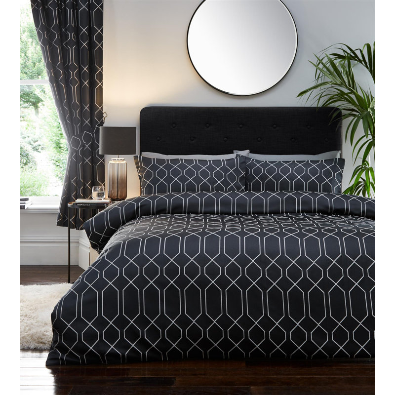 Utting Geometric Shapes Duvet Cover Set with Pillowcases Included, Single - 1 Standard Pillowcase