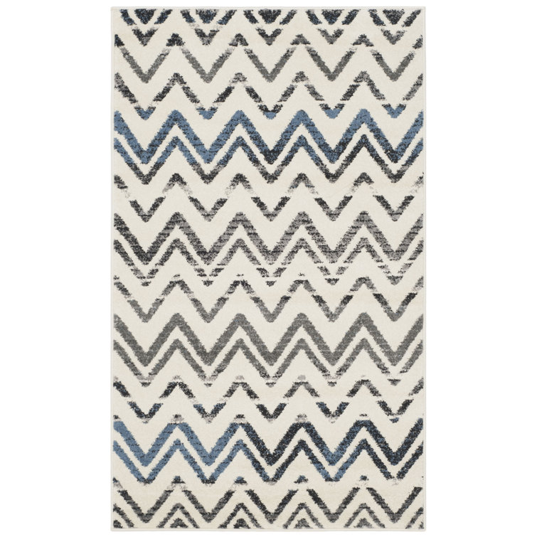 Pheobe Performance Chevron Rug