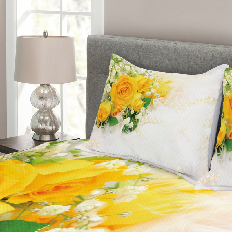 Addien Yellow/Green/Grey Microfibre Bedspread Set, 220 x 264 cm