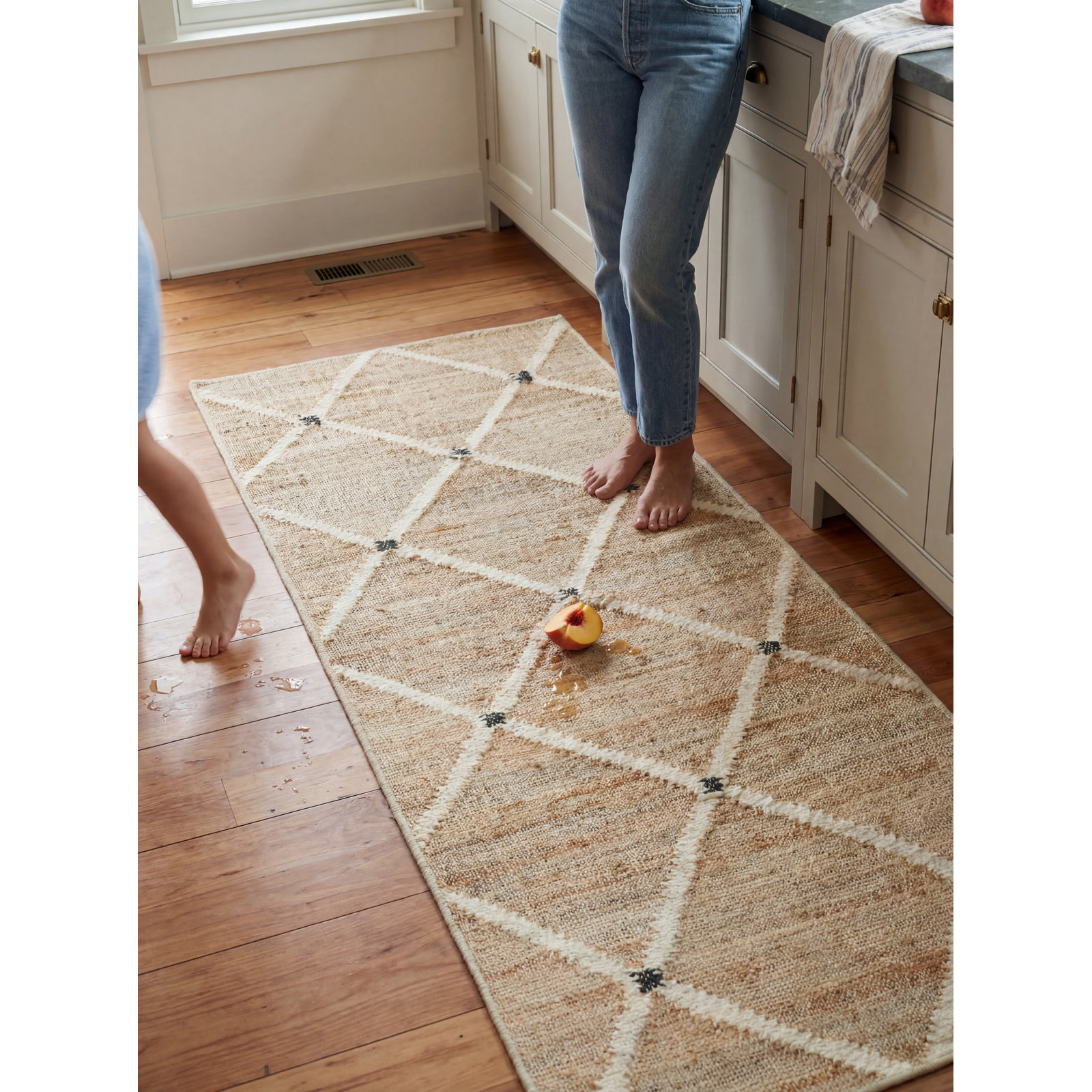Kali Natural Machine Printed Washable Rug, Runner 2'6" x 8'