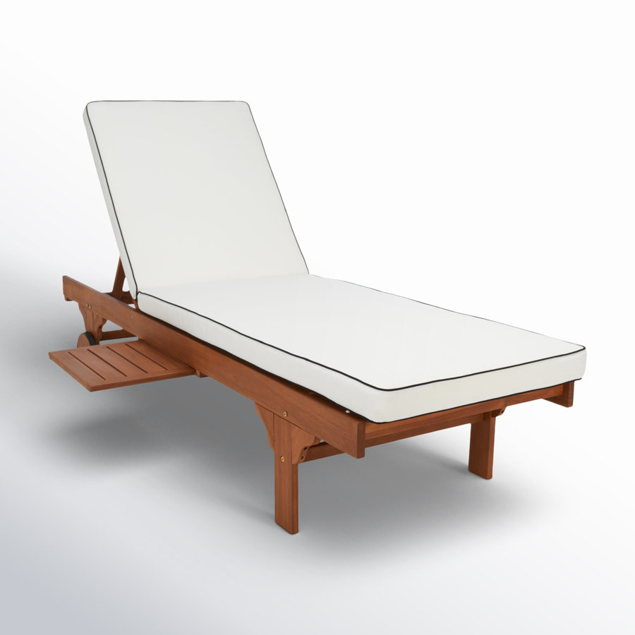 Jivera Lounge Chair