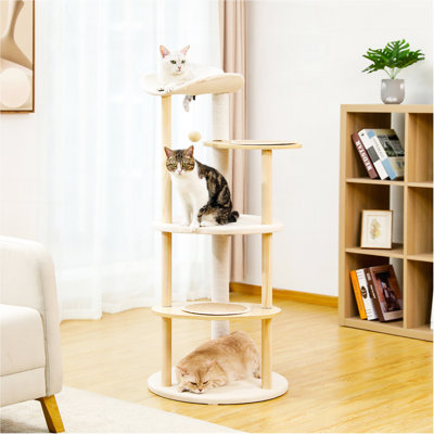 Tour de chat d'intérieur en bois surplombant 5 niveaux