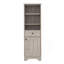 Armoire à linge St. Clair, deux tablettes intérieures, deux tablettes ouvertes, une porte