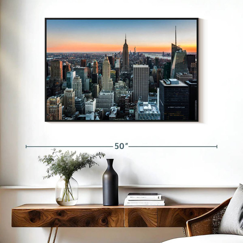 New York au coucher du soleil, Cadre flottant noir, 40 po x 27 po