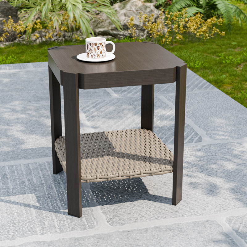 Table basse d'extérieur en osier pour terrasse avec rangement