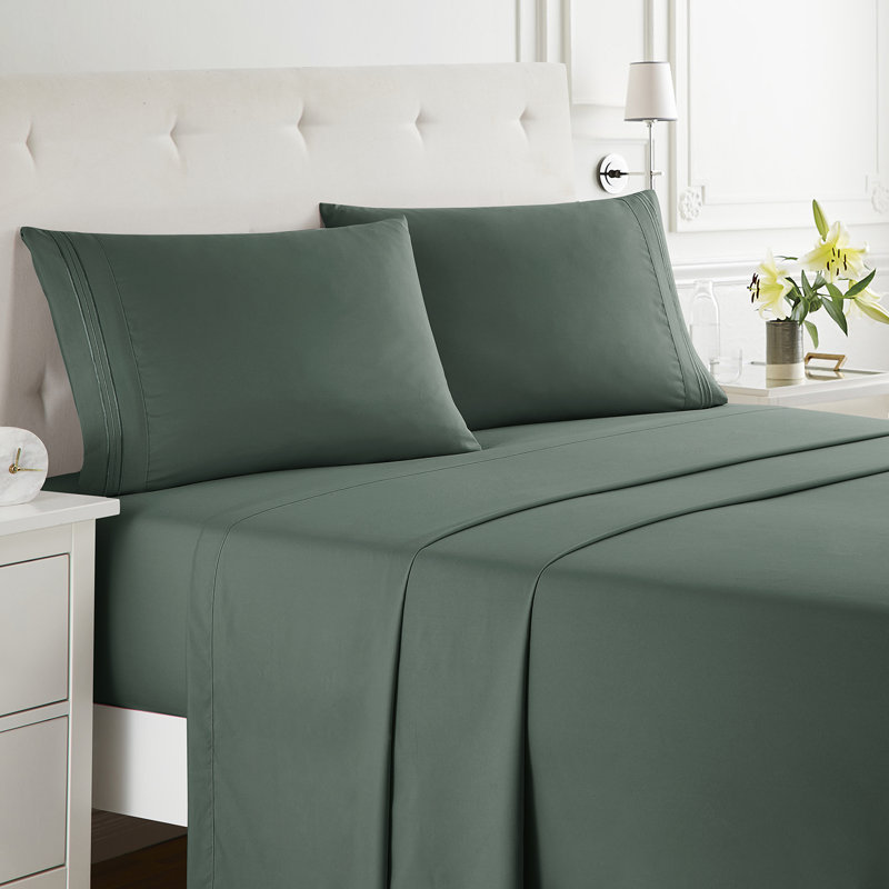 Double Brushed Hotel Luxury Sheet Set with Extra Soft Sheets & Pillowcases, Twin XL, Forest Green