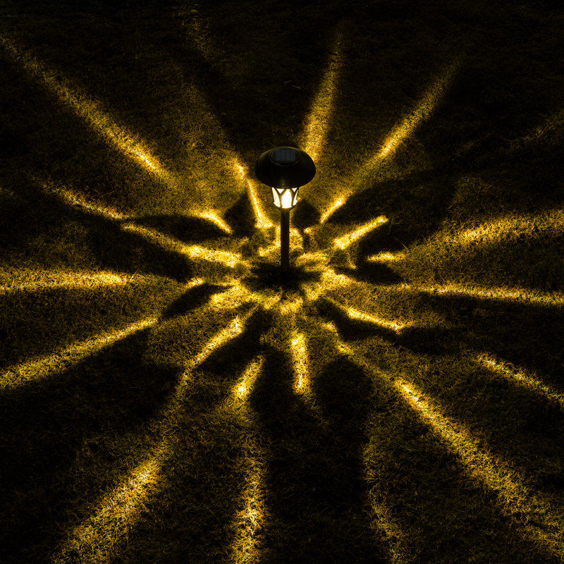 Solar Powered Integrated LED Pathway Light Pack, Bronze