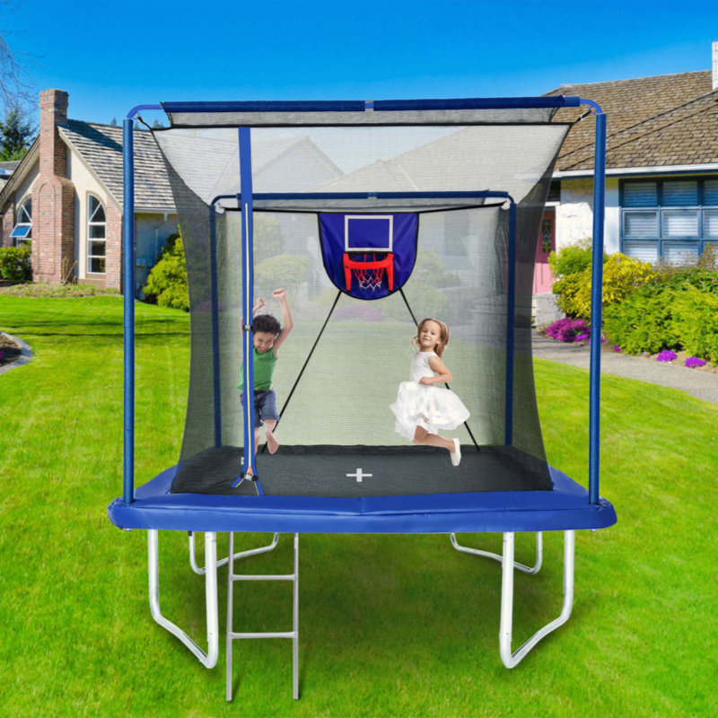 Nouveau trampoline rectangulaire de 8 pi x 12 pi avec planche de basketball, gonfleur de balles et échelle - Testé par l'ASTM et certifié par la SCP