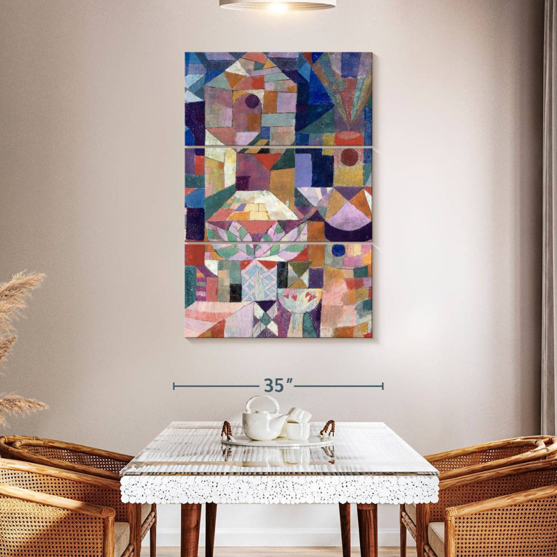 Avery Burggarten, 50" H x 32" W