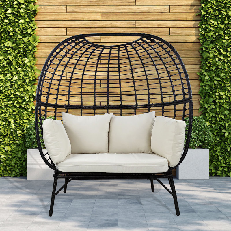 Corporan Outdoor Lounge Chair