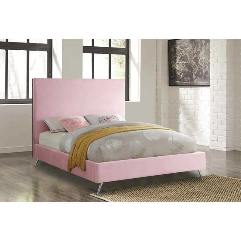Upholstered Bed, Kingsize (5'), Pink