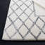 Tapis noir / ivoire en laine / coton touffeté à la main Anaia-136427601