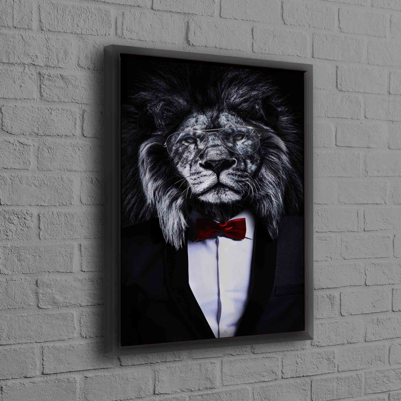 Illustration de toile de lion dans un nœud papillon et des lunettes parfaites pour un loft moderne et des thèmes de design d'intérieur tendance