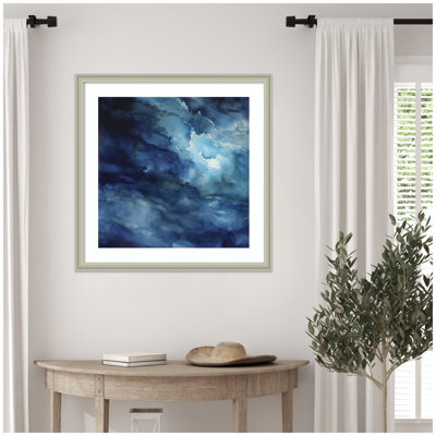 «Rich Blue Watery Abstract» par The Creative Bunch Studio, reproduction d'art encadrée