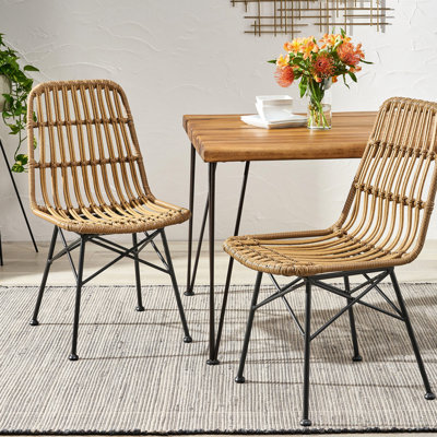 Chaises d'extérieur de style classique, structure en métal, profondeur 45,7 cm, largeur 59,1 cm, hauteur 91 cm, poids 4,9 kg, idéales pour les repas en terrasse, idéales pour les repas en terrasse, profondes, larges et hautes, marron