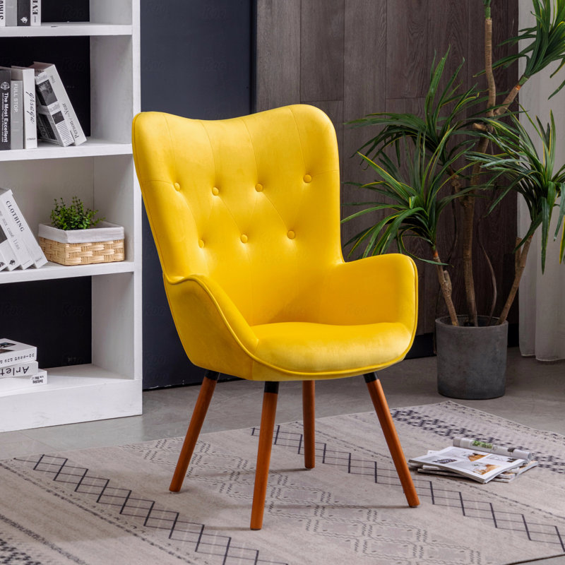 Fauteuil d'appoint de style contemporain capitonné en velours soyeux, Jaune